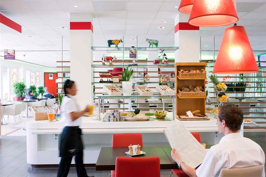 Hotel Ibis Zuerich Messe Airport Esterno foto