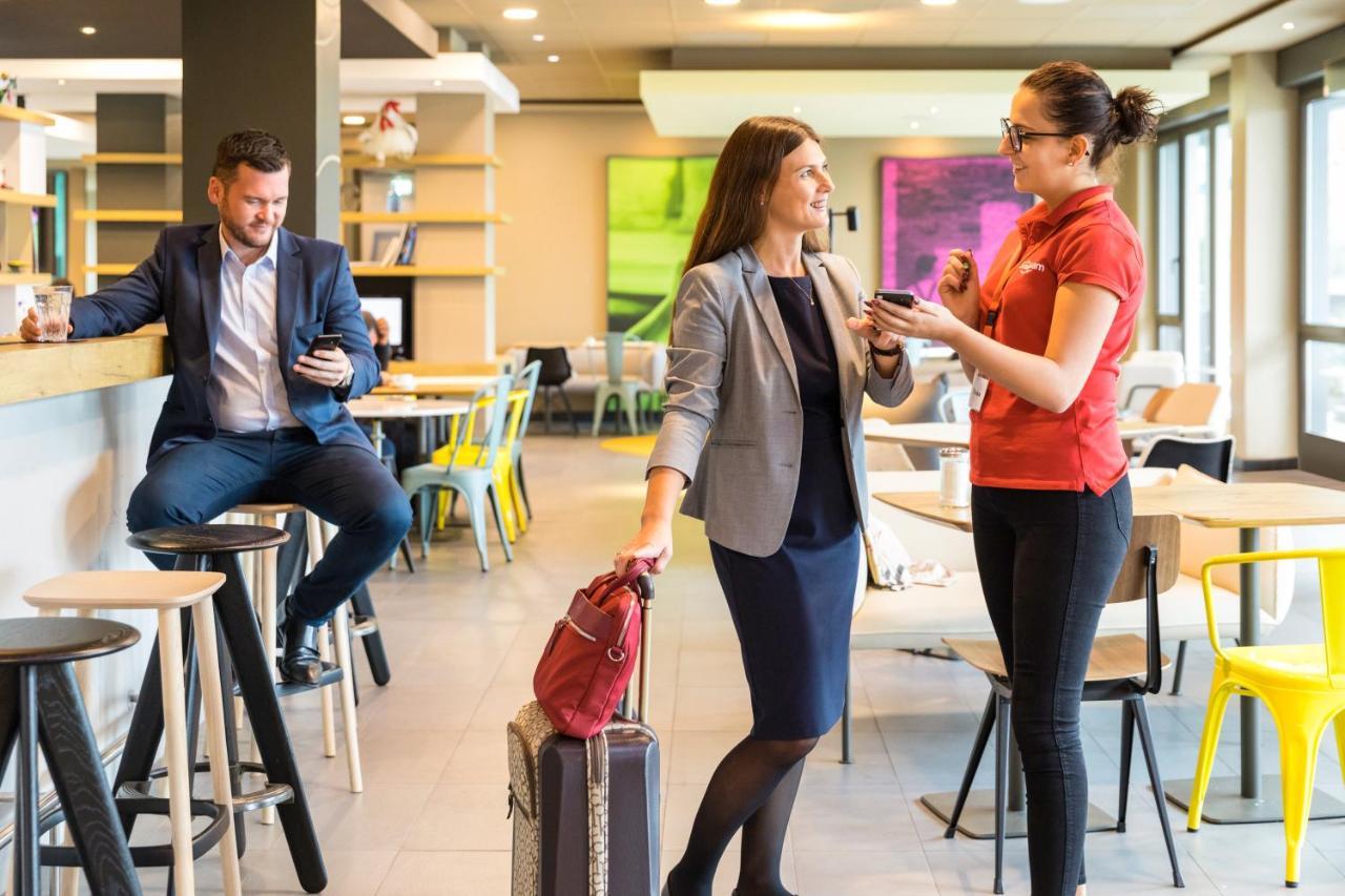 Hotel Ibis Zuerich Messe Airport Esterno foto
