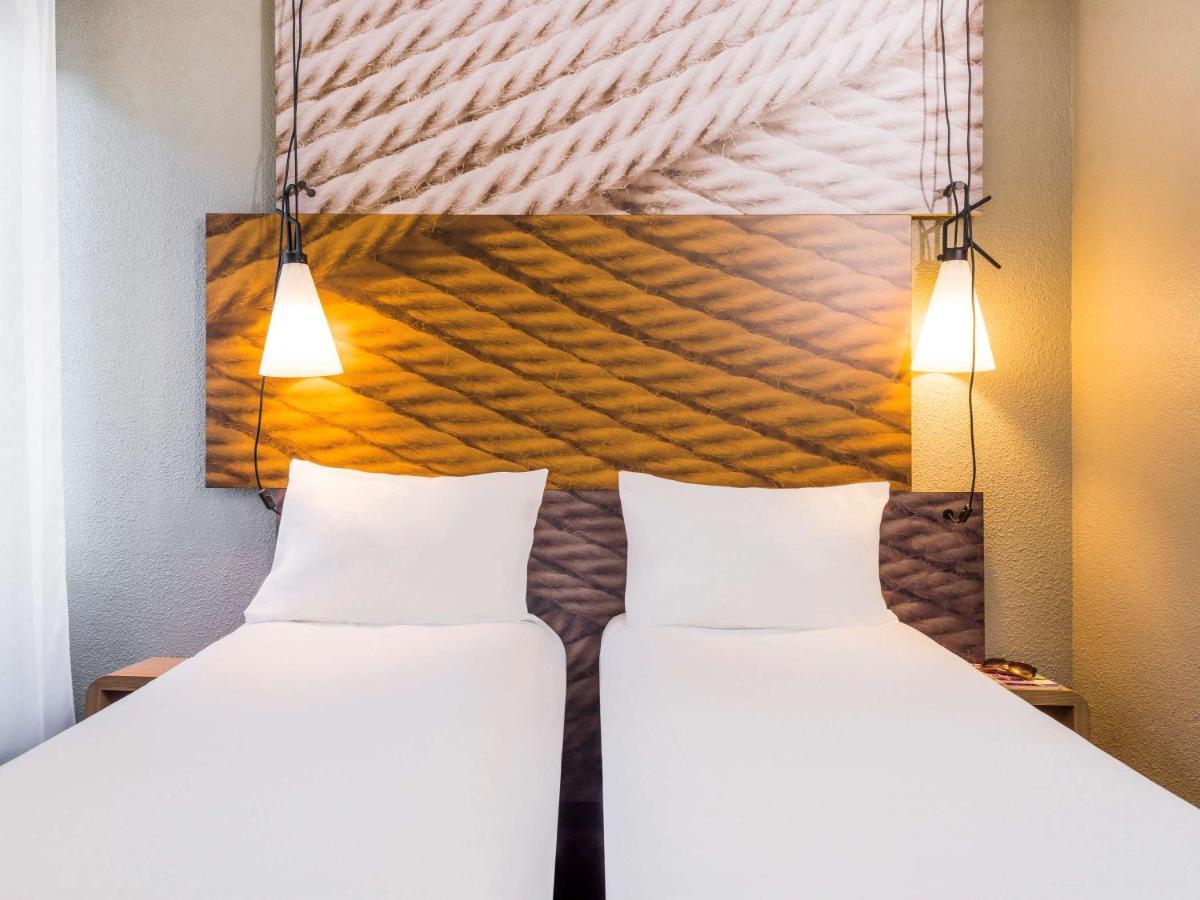 Hotel Ibis Zuerich Messe Airport Esterno foto